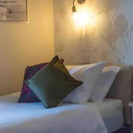 Σπίτι διακοπών Tranquil Retreat For 6 Guests With Hot Tub